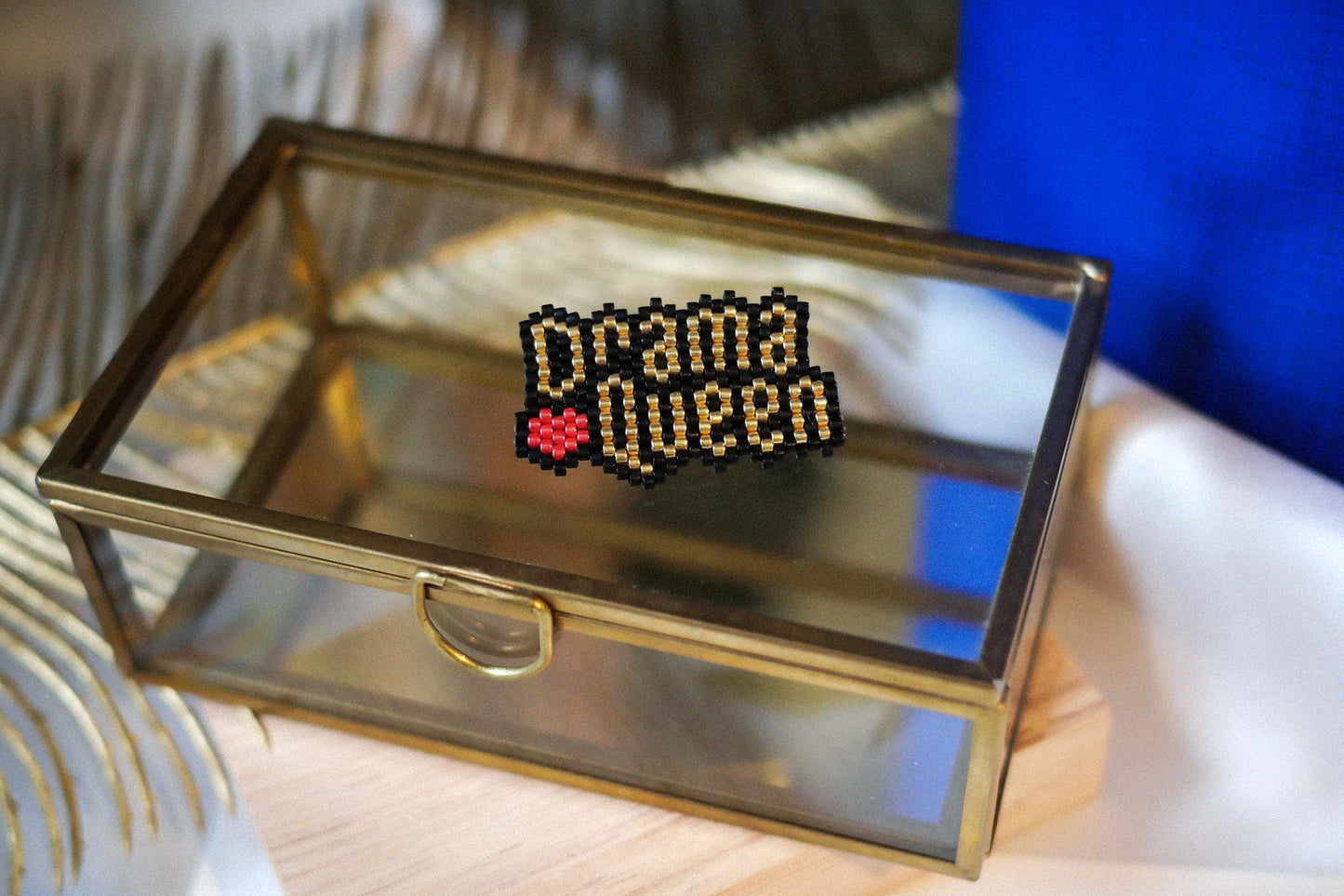 Broche Drama Queen